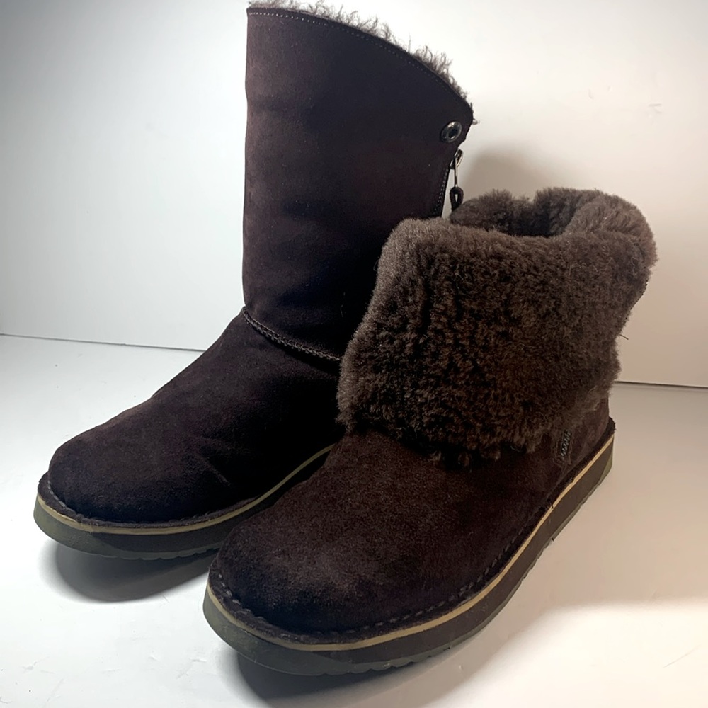 Tamarac Norway shearling chocolate brown suede boots